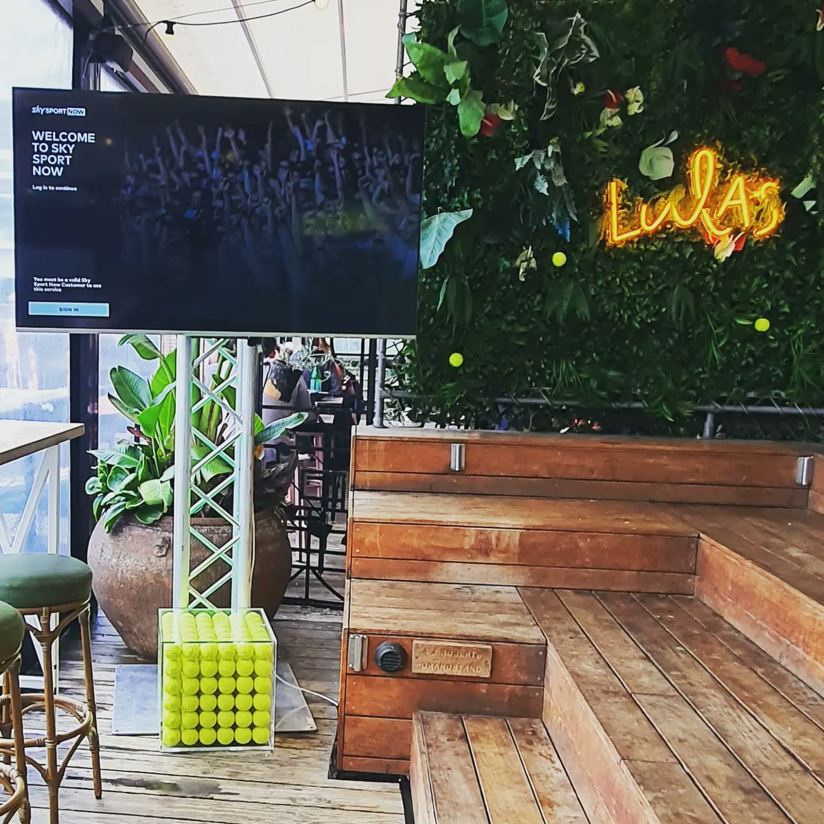 First corporate gig for the year!
Nintendo Switch Tennis at Lula Inn for the NZ <a href="/ASB_Classic/">ASB Classic</a> 
#asbclassic #lulainn #nintendoswitch
#Tennis