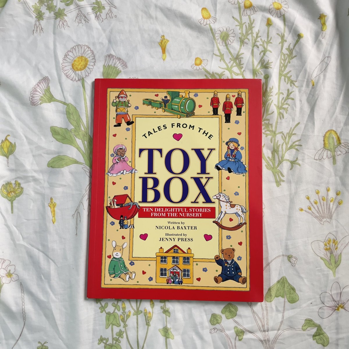 gardenofbooksid's tweet photo. @oxfara Siapa tau ada yg minat, aku jual buku2 cerita berilustrasi bahasa Inggris. Cocok utk anak2 ataupun dewasa. Harganya affordable, bisa via marketplace 🥰👍🏻 https://t.co/7SbZfisXL1