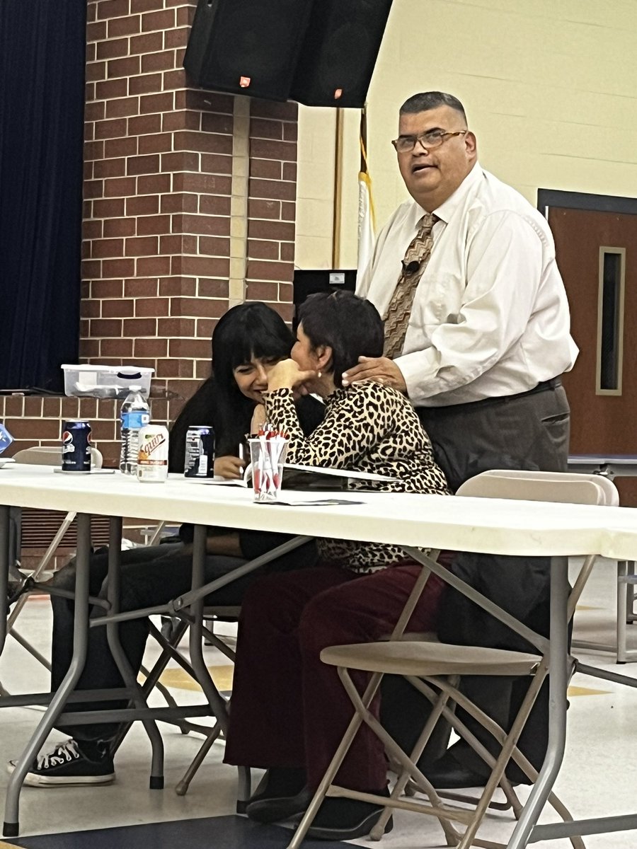 Alan Hernandez tweet media