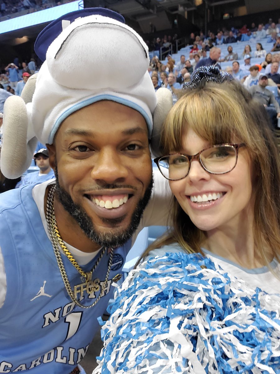 Thenancyrayguns's tweet photo. It's been decades since I've seen my Heels play in Chapel Hill. I had a BLAST acting up in the probably-when-I'm-not-there mellow section. I 💙 Mood Coordinator @BDAHT &amp; I got quality jumbotron time! The Heels showed up, showed out, showing the Deacs the door #uncbball #gdtbath🐏 https://t.co/BUsySaiLcy