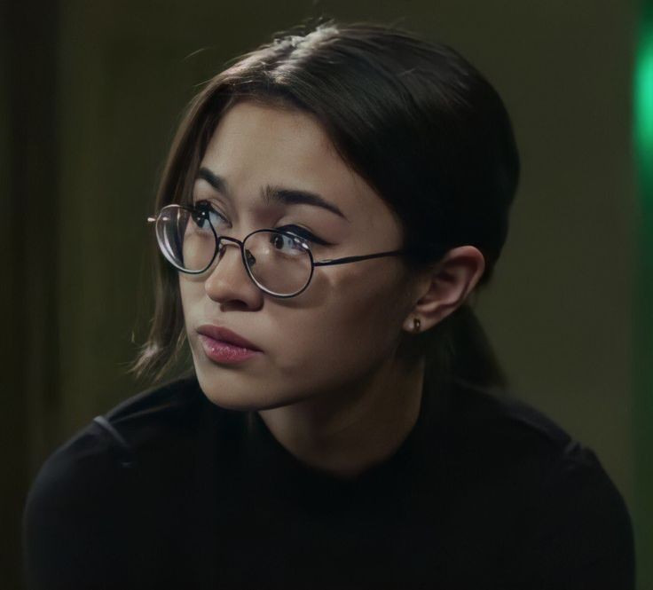 n_oetic's tweet photo. Ok but Ava as a high fashion model wanting to impress certain magazine journalist for some reason we already know 

Just your job? #SaveWarriorNun https://t.co/leDHeV2eDs