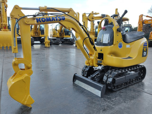 tokuworld7980's tweet image. こんにちは！

本日のご案内機械！[BE2625]
toku-world.com/stock/mini_exc…
#0.007m3 #ミニユンボ #PC01-1A #コマツ

#トクワールド #中古 #重機 #建機 #愛知県 #春日井市
#バックホー #重機買取 #ユンボ買取 #建機買取 #解体  #工事 #道路 #ミニショベル #ユンボ #はたらくくるま #重機好き #豆ユンボ