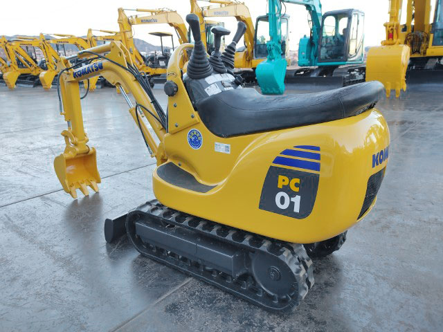 tokuworld7980's tweet image. こんにちは！

本日のご案内機械！[BE2625]
toku-world.com/stock/mini_exc…
#0.007m3 #ミニユンボ #PC01-1A #コマツ

#トクワールド #中古 #重機 #建機 #愛知県 #春日井市
#バックホー #重機買取 #ユンボ買取 #建機買取 #解体  #工事 #道路 #ミニショベル #ユンボ #はたらくくるま #重機好き #豆ユンボ