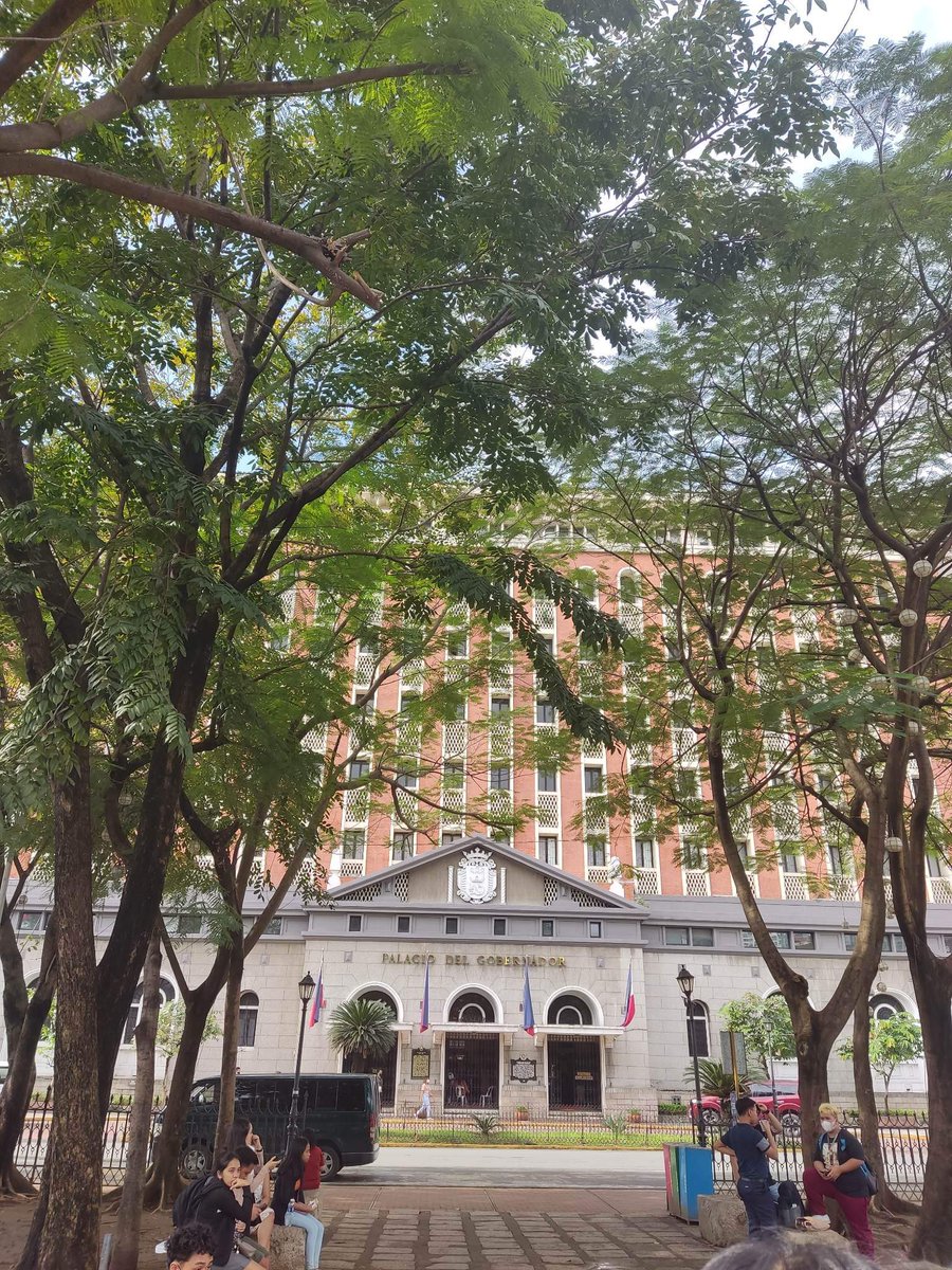 UAPSAPLM's tweet photo. Nagsimula na rin ng kanilang pamamamalakad ang grupo na nakatakda sa Intramuros Heritage Walk
#KUMPASangCOMPASS
#NAW2k22
#UAPSAPLM https://t.co/LudCXNUZqM