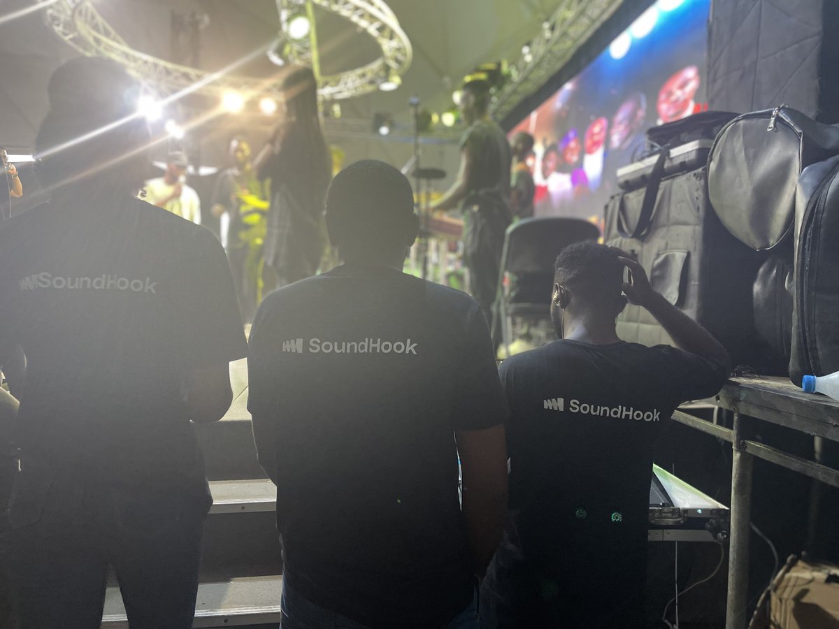 thesoundhook's tweet photo. "A group of energetic, resilient, zealous people make a great team, and a great team always makes the job easier."
We are a team who have come together to bring you all the satisfaction you need.
We look forward to serving you!
TEAM SOUNDHOOK.
#soundhook
#teamwork https://t.co/zSVxrrLMdq