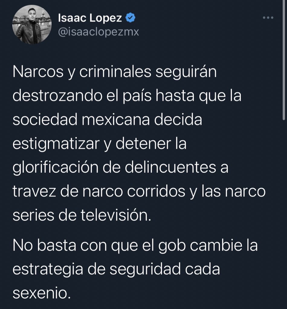 🧵Mi teoría es esta: en un país donde la mayoría de las personas son pobres y no existe la movilidad social y las oportunidades para progresar, tienes a un montón de niños en la precariedad y no dejas de repetirles que la clave del éxito es tener dinero, mujeres y yates, sigo...