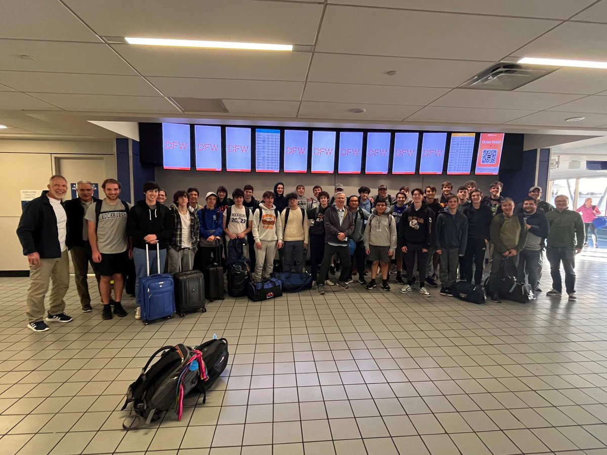 RockHighService's tweet photo. 30 Hawklets + 7 staff are safe and sound in San Andres Itzapa, Guatemala! We are so grateful to be back. #SeniorServiceProject https://t.co/E2OdfFeXc1