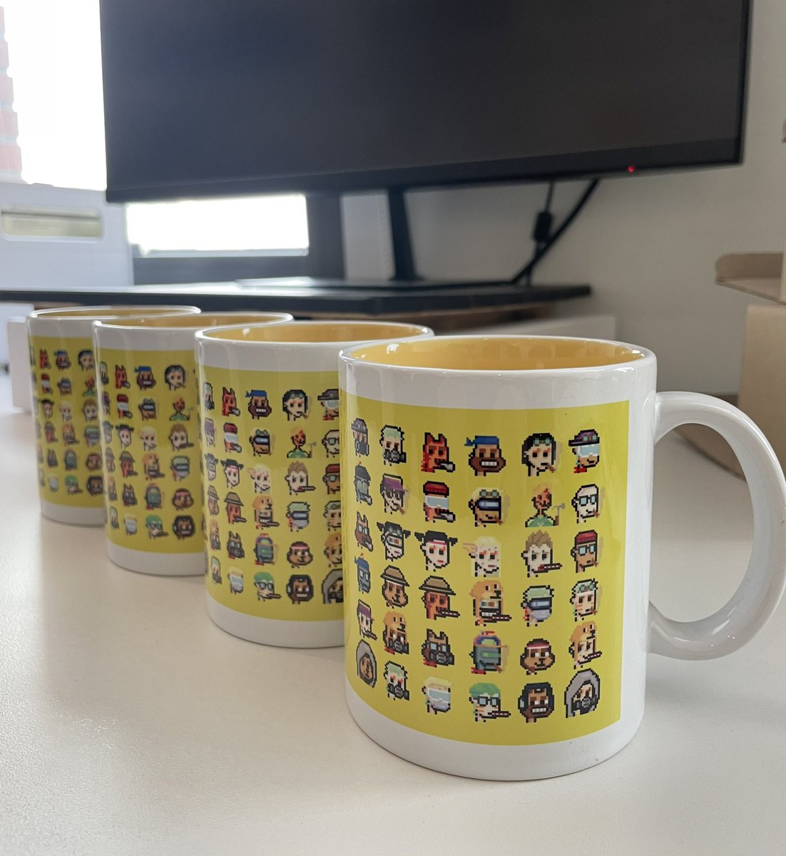 우리의 깐부 @imow25 의 비공식 굿즈입니다! 즉.시.구.매.