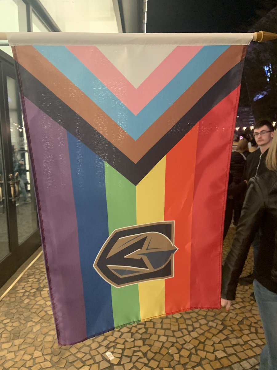 elly71's tweet photo. Itโs #Pride night and I got a flag from the @GoldenKnights pre game parade! #VegasBorn #StraightButNotNarrow #Ally https://t.co/FILytY1Y47