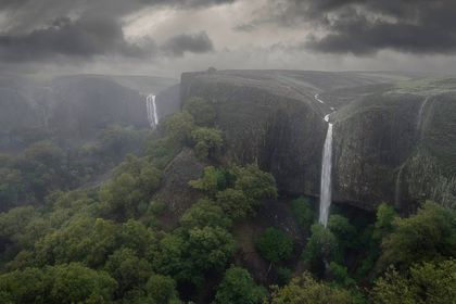 NWSSacramento's tweet image. 👀📷 Check out this awesome picture of the Phantom Falls in the North Table Mountain Ecological Reserve north of Oroville, CA! All the rain over the last week has led to these normally dry creeks becoming waterfalls. #CAwx

Photo Credit: Mike Manzone