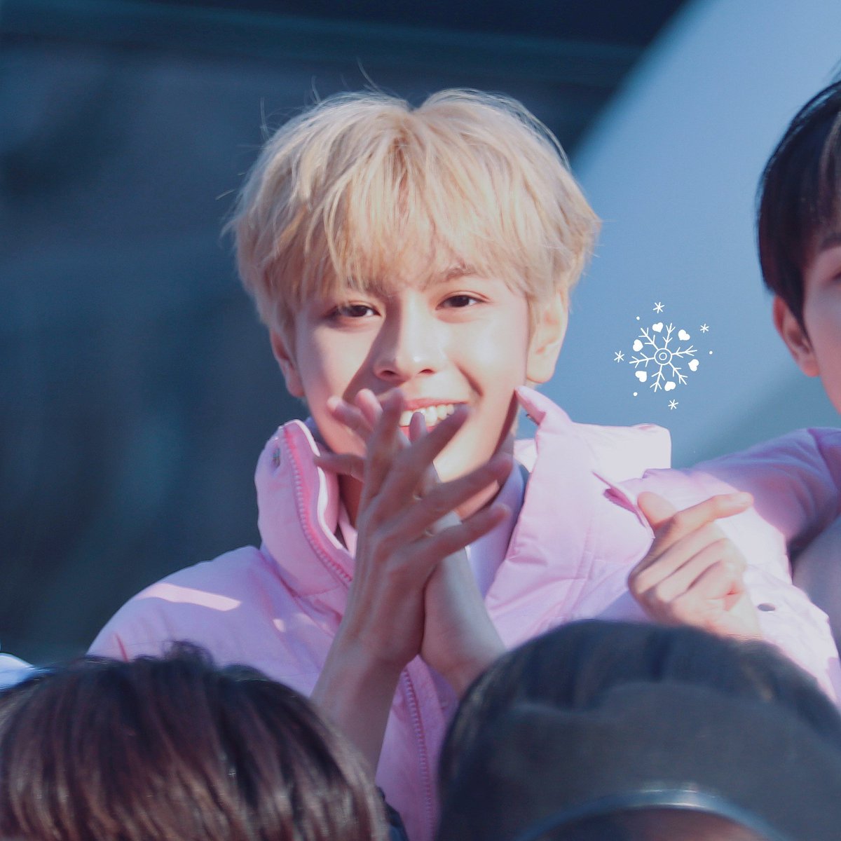 napuli_'s tweet photo. 우리 아기천사야 https://t.co/jNBKEkYElk