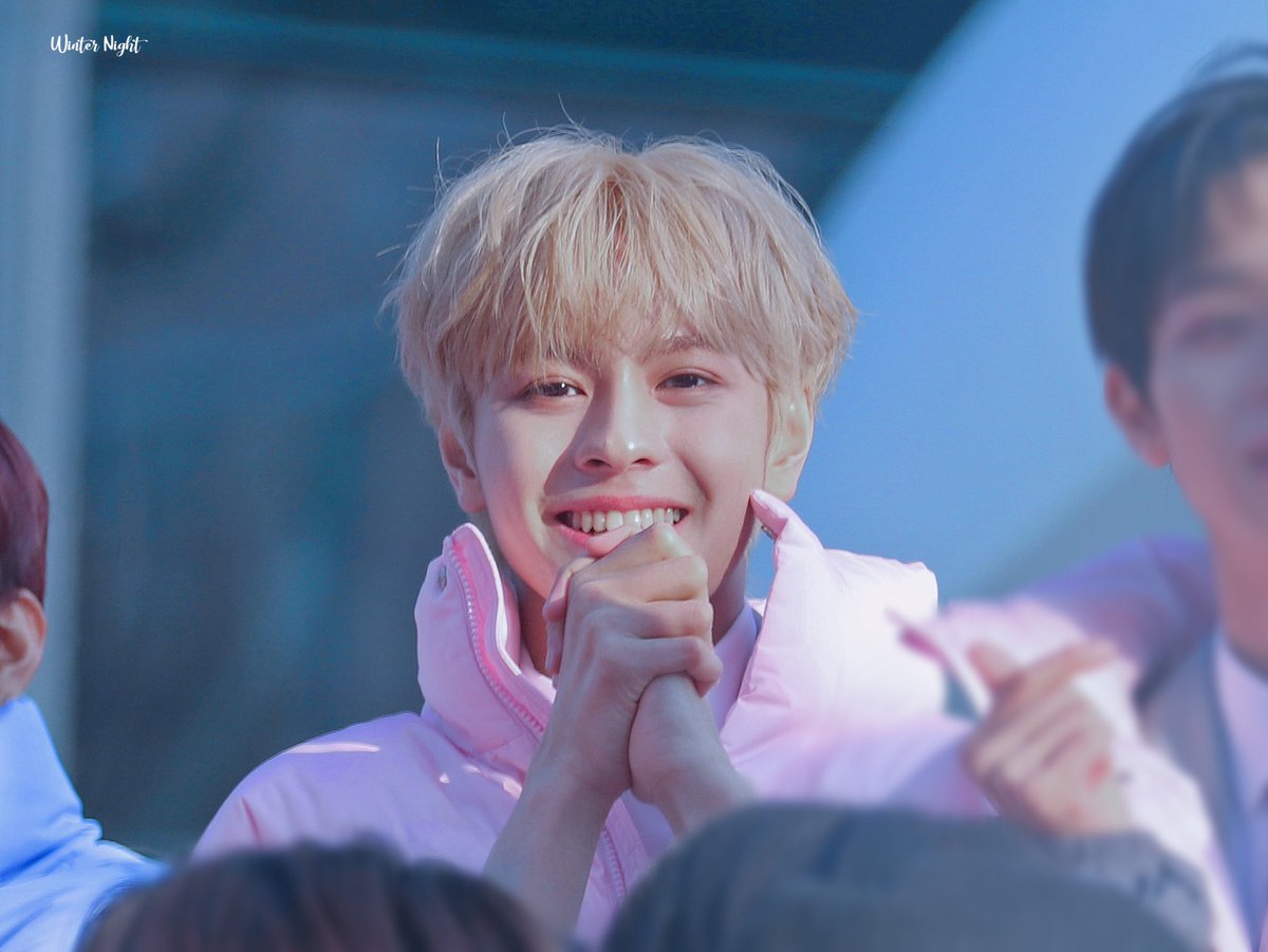 napuli_'s tweet photo. 우리 아기천사야 https://t.co/jNBKEkYElk