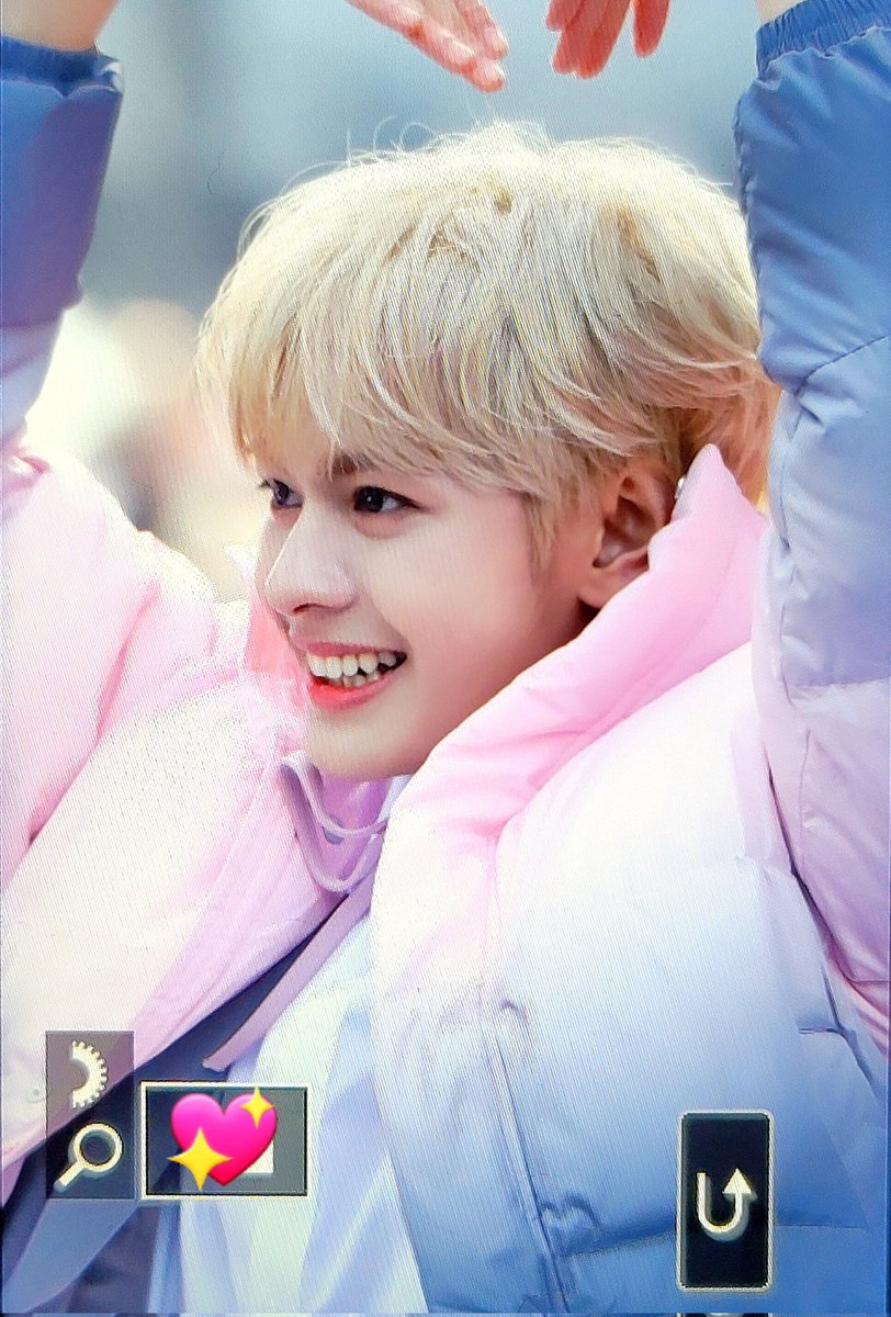 napuli_'s tweet photo. 우리 아기천사야 https://t.co/jNBKEkYElk