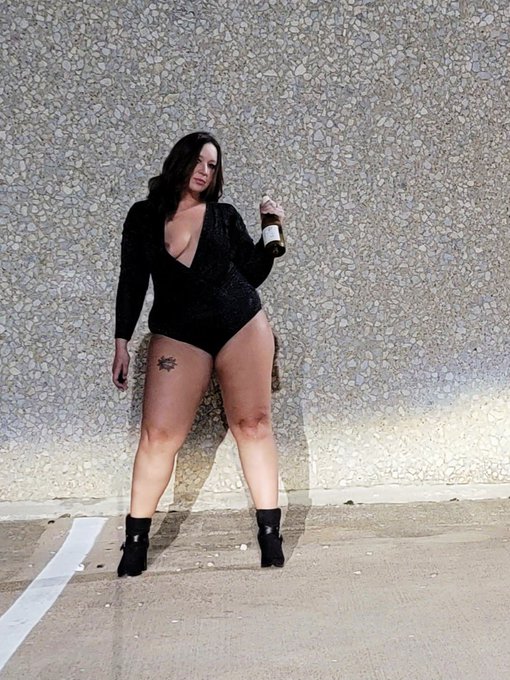 Links in bio!  #sharethismilf #nye  #phatazz #phatty #curvy #tatted #mature #chubby #bbw #plussize #bodysuit<a href="/tag/sharethismilf"class="tags">#sharethismilf</a><a href="/tag/nye"class="tags">#nye</a><a href="/tag/phatazz"class="tags">#phatazz</a><a href="/tag/phatty"class="tags">#phatty</a><a href="/tag/bodysuit"class="tags"><span>#bodysuit</span></a><a href="/tag/natural"class="tags"><span>#natural</span></a><a href="/tag/curvy"class="tags"><span>#curvy</span></a><a href="/tag/hot"class="tags"><span>#hot</span></a><a href="/tag/bbw"class="tags"><span>#bbw</span></a><a href="/tag/pornhub"class="tags"><span>#pornhub</span></a><a href="/tag/chubby"class="tags"><span>#chubby</span></a>