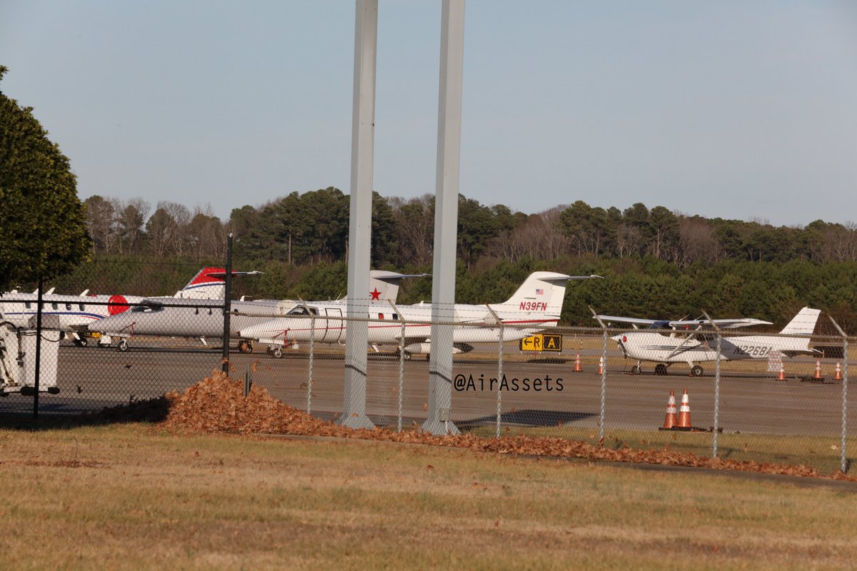 AirAssets's tweet photo. Some blackops spotting
#Aggressors #TowedArrays #Jammers #SIGINT
#PhoenixAir #FlightInternational #Lears #L3 https://t.co/6Nyb3BcP1z