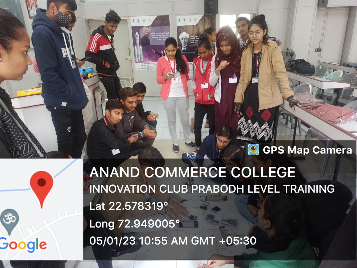 kishore9920's tweet image. Innovation club prabodh level training Day 04 at Anand Commerce College Anand  with aim to say &quot;I am an Innovator&quot;#Nodemcu #Dynamo #STEMeducation #ADVANCEagriculture
@PMOIndia  @CMOGuj @kuberdindor @vnehra @mnagarajan @STEMbotix @InfoGujarat @InnoClubCHE
@NarrotamSahoo