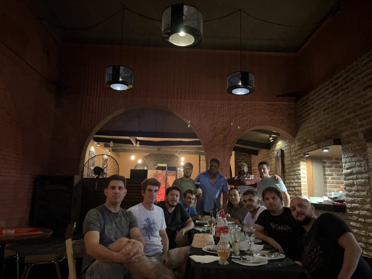 AlejandroRe20's tweet photo. El equipo….. https://t.co/sox0t83O6b