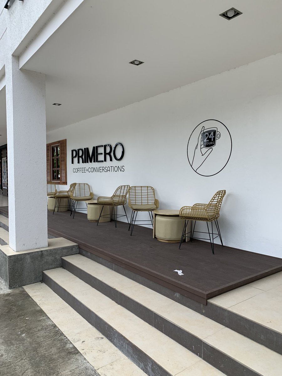 Edspado's tweet photo. Trying out this new coffee shop at SBMA. 24 hours daw sya yey 😁 https://t.co/dCjKC1R3tm