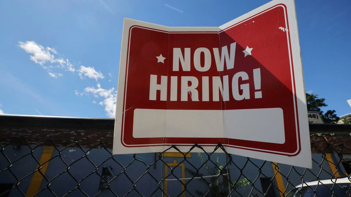 johnlhennessy's tweet photo. ‘Quiet hiring’ will dominate the U.S. in 2023, says HR expert—and you need to prepare for it https://t.co/GM89Mwwvsr https://t.co/wMPXVfLBT8