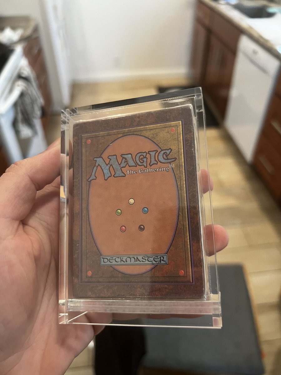 Luis Scott-Vargas tweet media