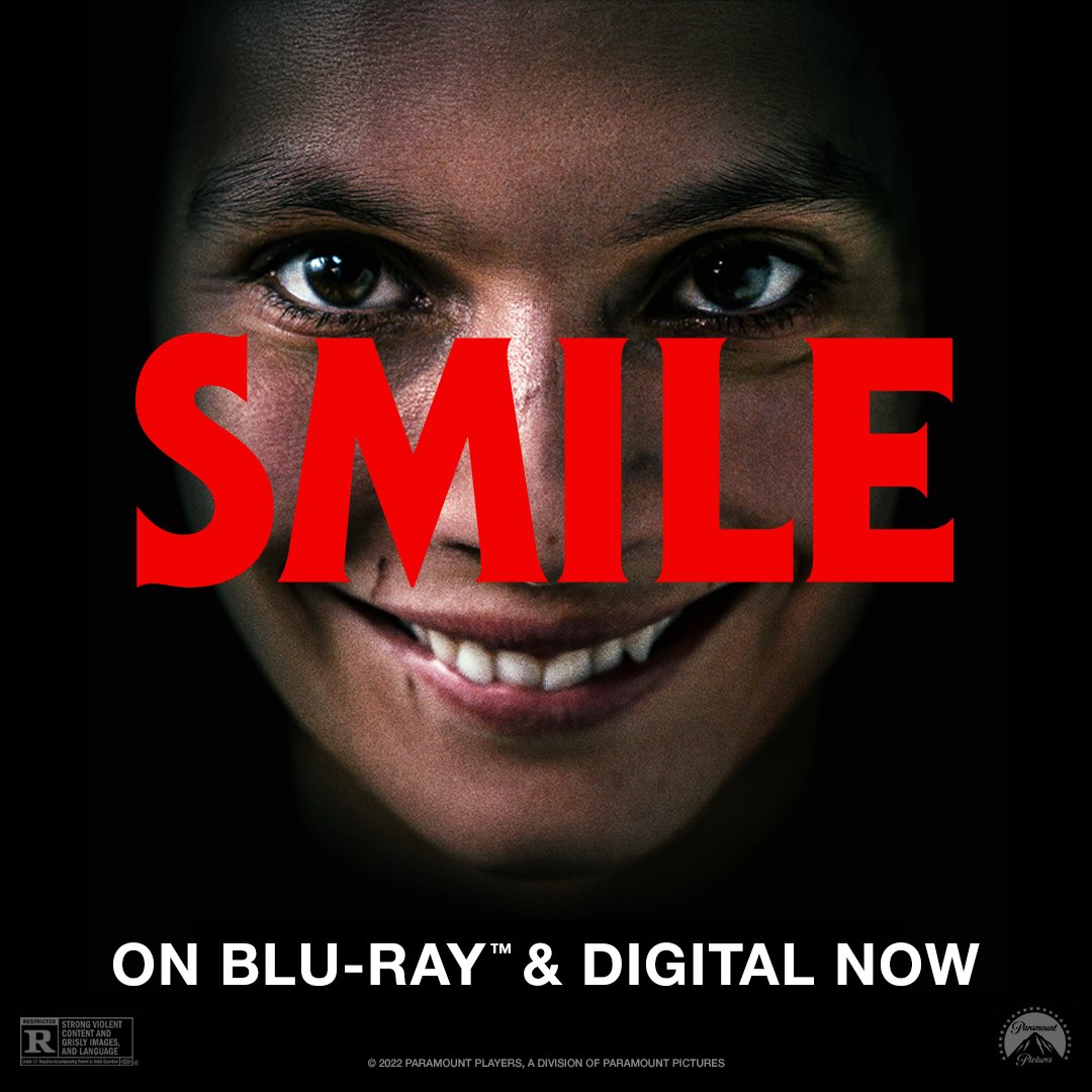 HorrorDads's tweet image. Bring home #SMILE on 4K UHD disc today! #SosieBacon stars in the terrifying #horror movie which critics are calling &quot;Haunting&quot; &amp;amp; &quot;Scary as Hell&quot;. Face your fears with over an hour of heart-pounding bonus content! Available on 4K &amp;amp; Blu-ray. Rated R. From #ParamountPictures.