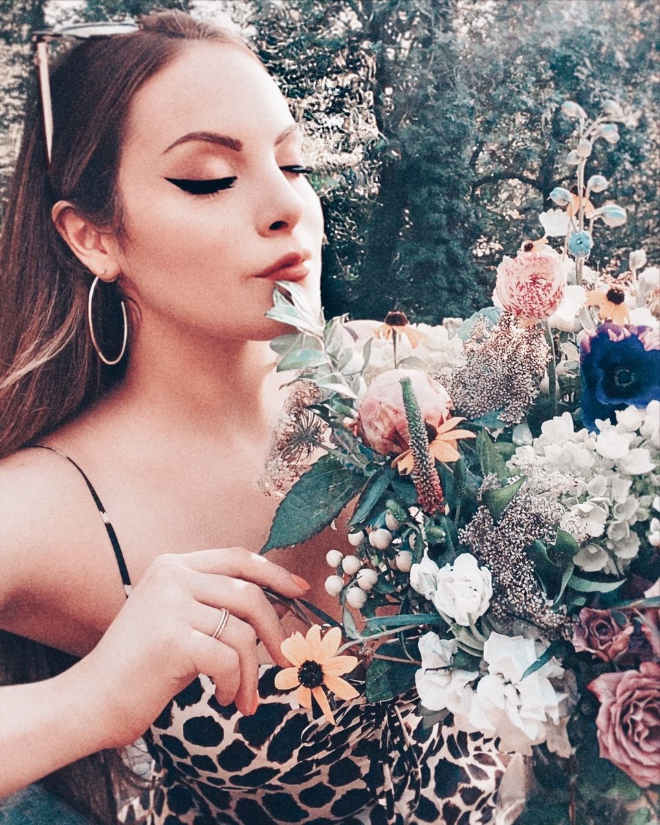 Eventually, the vacation will end
But the reign will live forever 👑