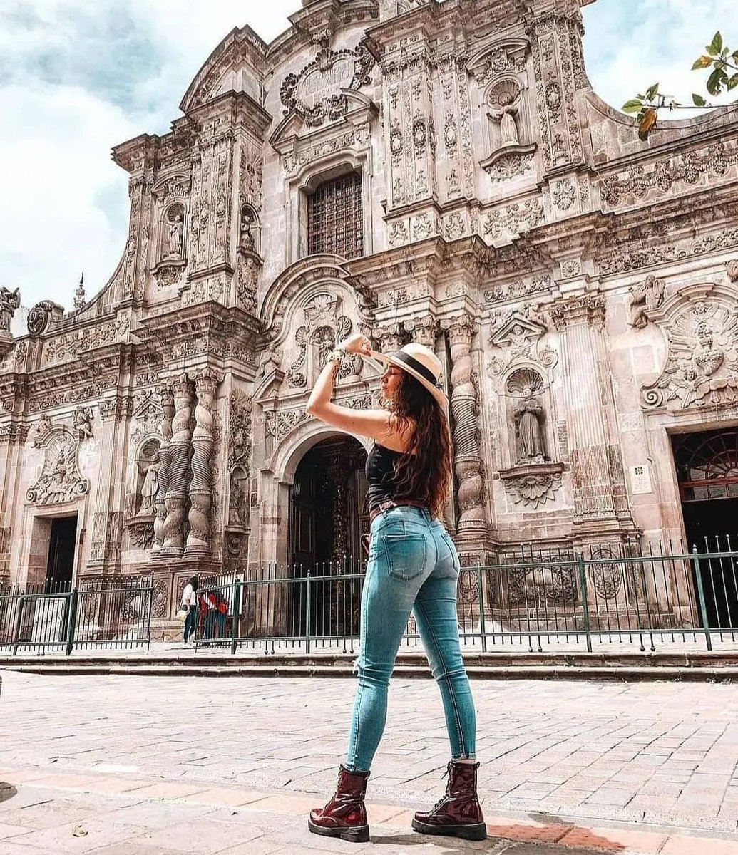 📍Quito.

📧 Envíen sus aportes a nuestro correo infoecuadorimages593@gmail.com y sigan nuestra página principal en Instagram ecuadorimages593 👈 para ser parte de esta galería.
#FotografiandoEcuador #atravésdelacascada