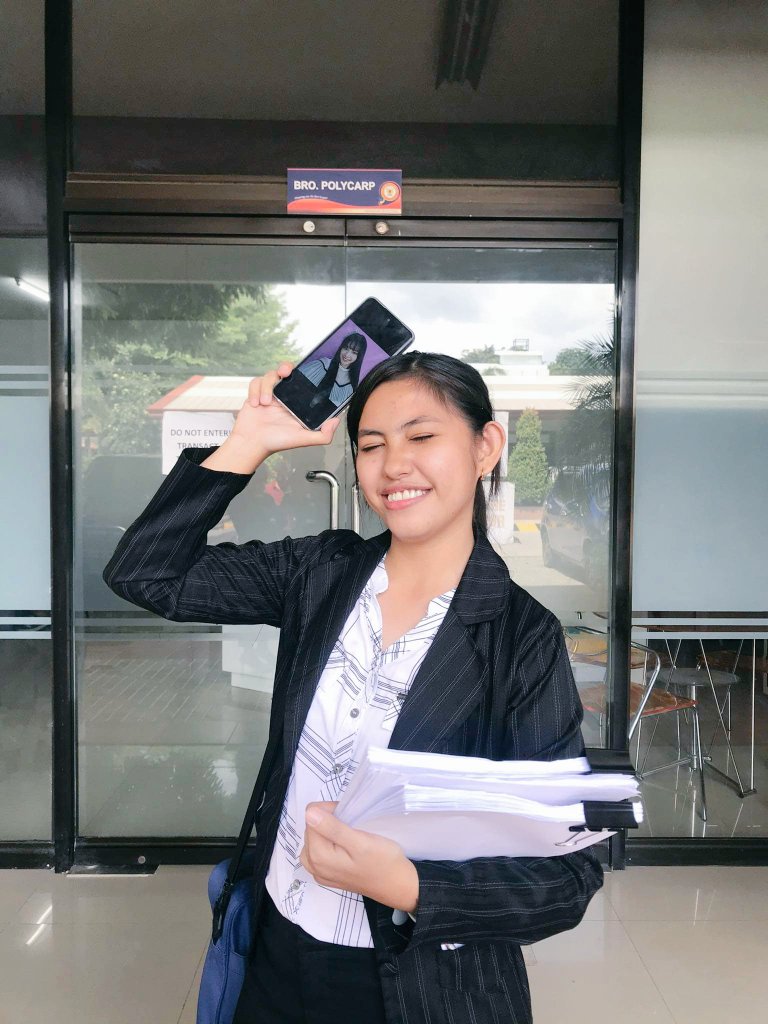 jayreh_'s tweet photo. Thesis Defended.

#CherprangBNK48 #CherprangAreekul #CC_CCherprang #BNK48 https://t.co/y8jKYzLSaN