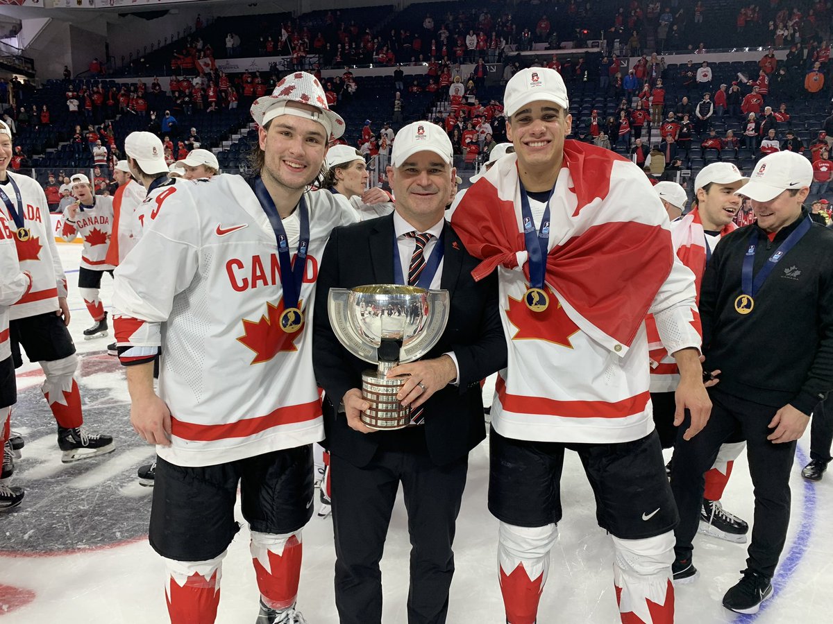 Nos trois hommes en or 🥇
#Mondialjunior #WorldJuniors2023