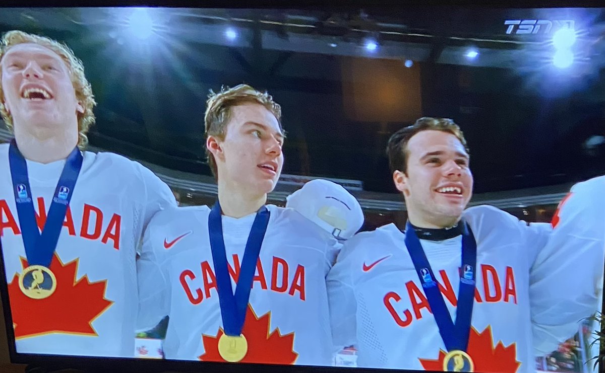 Big congrats to <a href="/LoganStankoven/">Logan Stankoven</a>. That’s a double 🥇 smile. Another fine tourney all over the ice. Can’t say enough about this guy. Super proud of all he does on and off the ice. <a href="/hkygivesblood/">Hockey Gives Blood</a> <a href="/blazerhockey/">Kamloops Blazers</a> <a href="/DallasStars/">Dallas Stars</a> <a href="/YHA_Lions/">YHA_Lions</a> #heaveaway #WorldJuniors2023