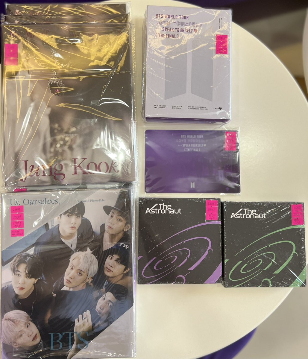 jinskigyushi's tweet photo. wts lfb ph extras!
(all sealed)
Jungkook photofolio 
Us ourselves pf
Lysy the final w/ pob 
Jin The Astronaut set w/o pob

DM meeeee 💜
Or check my shop! @yjcartph on ig - mas active ako sa instagram 

🏷 bts love yourself speak yourself rm seokjin suga jhope jimin taehyung v jk https://t.co/FfNT4sWSV5