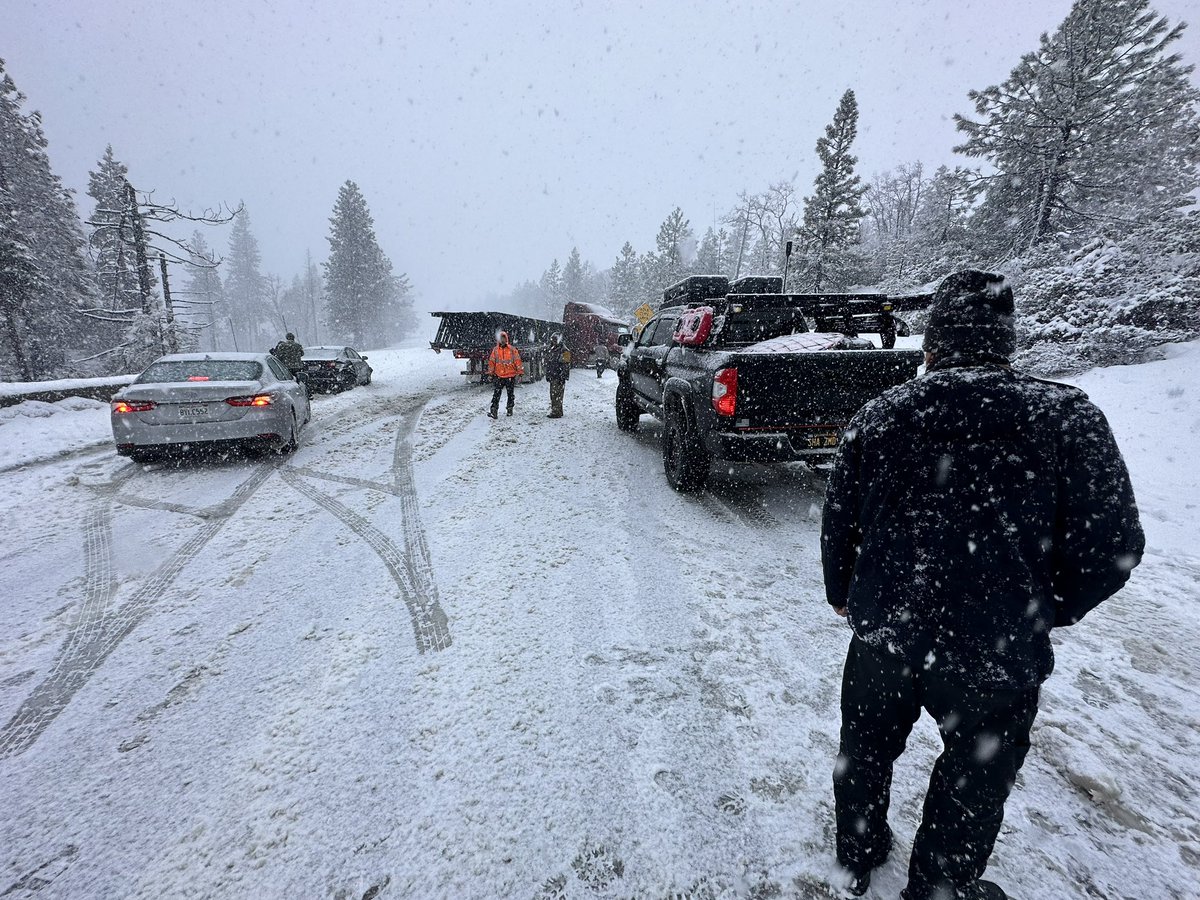 Alexy 🤍💙🤍 tweet media