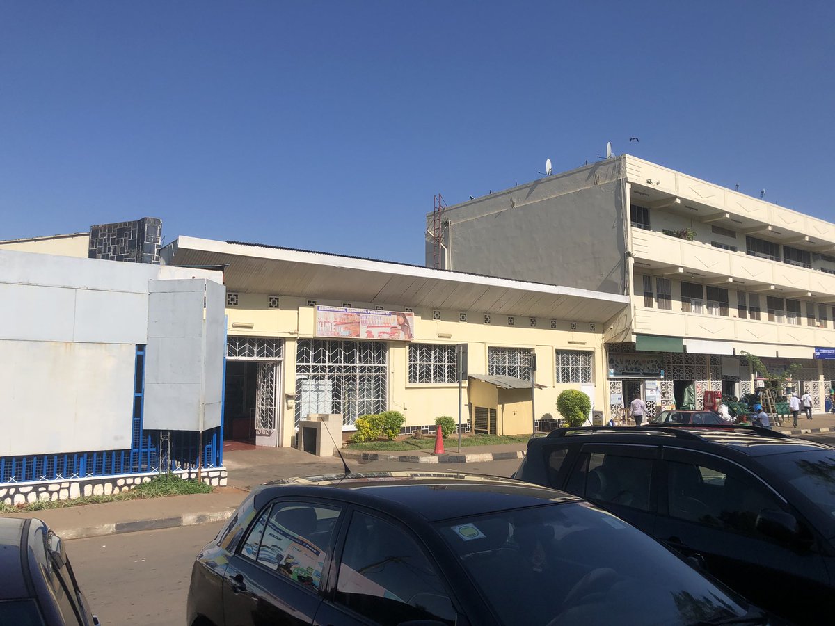 Hello #incuti from KIGALI Town

Did you know that with a busy day at work, you always need something to uplift your appetite on the table?

Now you can find our #hotchilisauce at SHARMA and KIME Supermarkets 
Buy now #incuti, and spice up that favorite meal of yours

#incutifoods