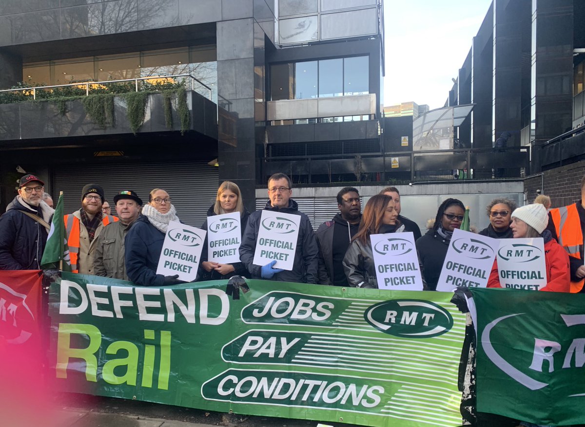 Great turnout on the @RMTunion picket line at Euston today. No backing down! #RailStrike