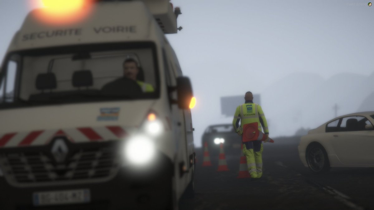 Les agents de voirie sont toujours présents afin d'assurer notre sécurité sur la route. 🦺
Leurs missions : Balisage, Sécurisation, signalisation. 🚧

#Simulation #SeriousGame #GTAV