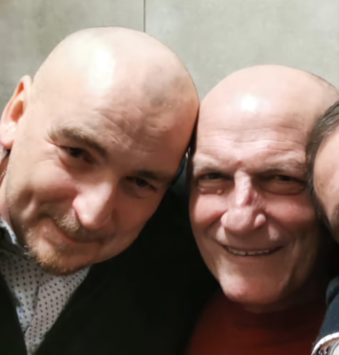 Wczoraj pożegnaliśmy Andrzeja Iwana, świetnego gościa. Wszystko co o nim jest mówione jest prawdą. Wyciśniągał nam piłkarzy do Wieczystej (Gamrot, Kołodziej, Linca) a mimo wszystko nie czułem złości do niego bo biło od niego dobro. Odszedł na swoich warunkach, bardzo tego chciał.