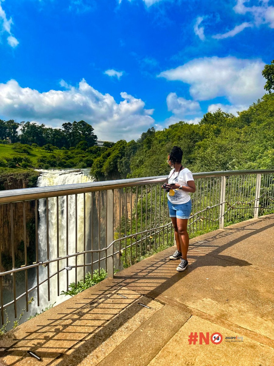 Mamsimang1's tweet photo. Waterfalls are food to my soul. The sound of the water calms me.

What’s your favourite thing about nature?

https://t.co/BIQRDyOziC

#ThisIsLiving #Ad https://t.co/7QCq7rLGuC