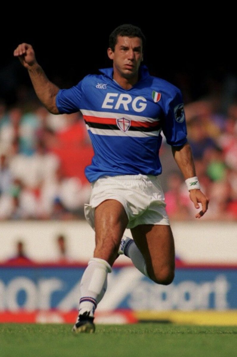 Ciao Luca ti voglio ricordare cosi come quando eravamo giovani con tutta la vita davanti. Che dispiacere,che dolore 🙏🏽💔 #Vialli