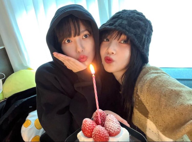 hbd, u deserve better /j HAHAHAHHAHAHAHA LOVE YOU