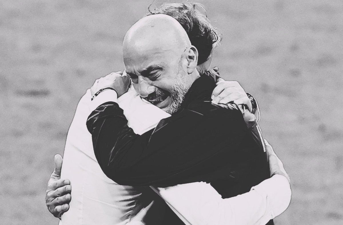 Pensando a Roberto Mancini,il quale in poco tempo ha perso 2 delle persone più importanti della sua vita 💔🕊️
#Mancini #Mihajlovic #Vialli