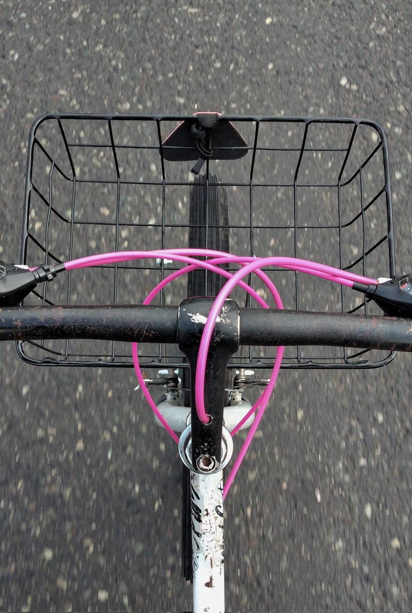 pahlawandonat's tweet photo. #FridayCycling lagi. Padahal udah ngerasa paling males, karena hujan deras di jam 6 Pagi. Tapi berhubung untuk konten, gas ajalah https://t.co/OJzMemhuLb