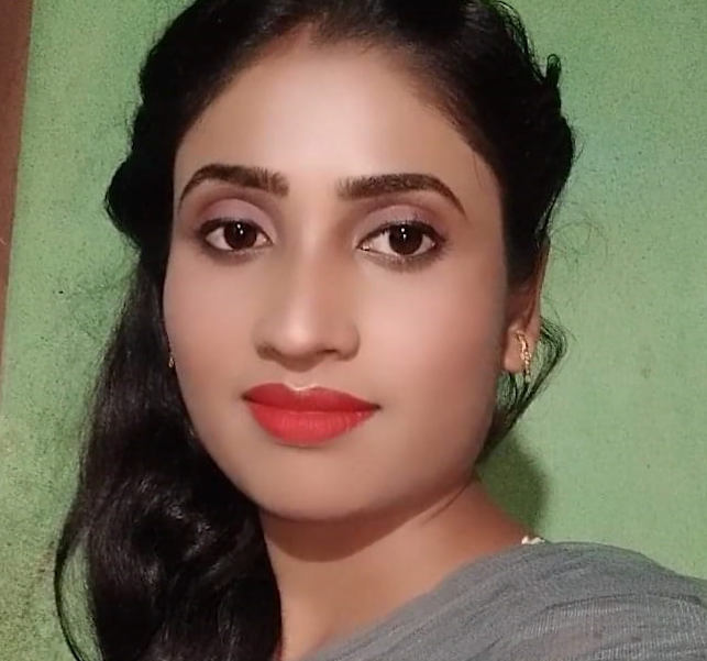 UpendraMPradhan's tweet image. Renuka's body was cut off into two pieces and thrown in a canal by her husband Mohammad Ansarul, after suspecting her of having an affair.

Incident from Phansidewa in West Bengal, but no MSM will report on this. That's #LiberalPrivilege 

Full: facebook.com/watch?v=125798…

@swati_gs