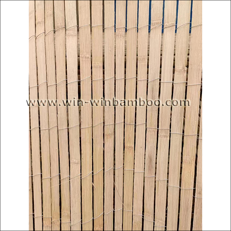 longcailing2009's tweet photo. Bamboo split slat fencings for garden fences #garden #fences #bambooproducts #bamboo #bambooarchitecture #fencing #fenceinstallation 
While there is life there is hope.

一息若存，希望不灭。 https://t.co/0tdSzXzuwI