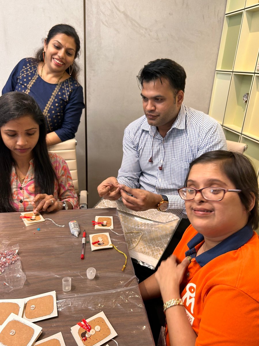 Dextrus Workspace tweet media