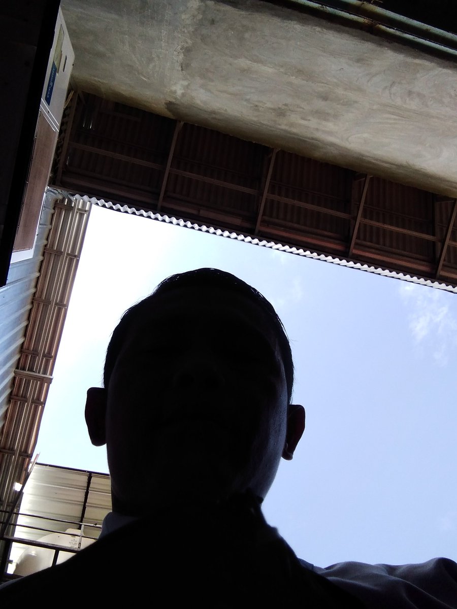 gibal21's tweet photo. i'm back 🤘🏻 https://t.co/4rtL9LPUd7
