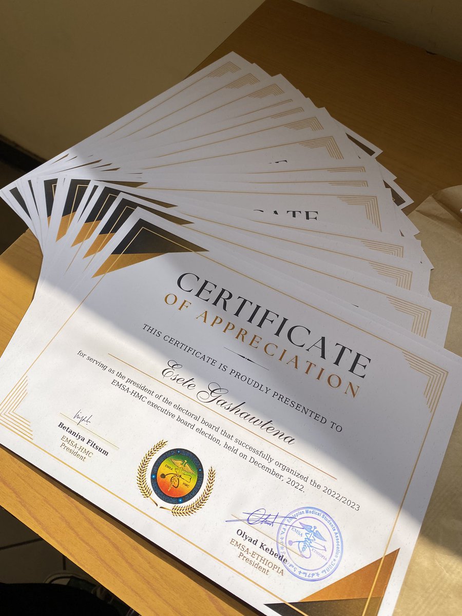A token of the EMSA-HMC Executive Board’s appreciation to the hardworking electoral board that facilitated the 2022/2023 EMSA-HMC Executive Board election.
