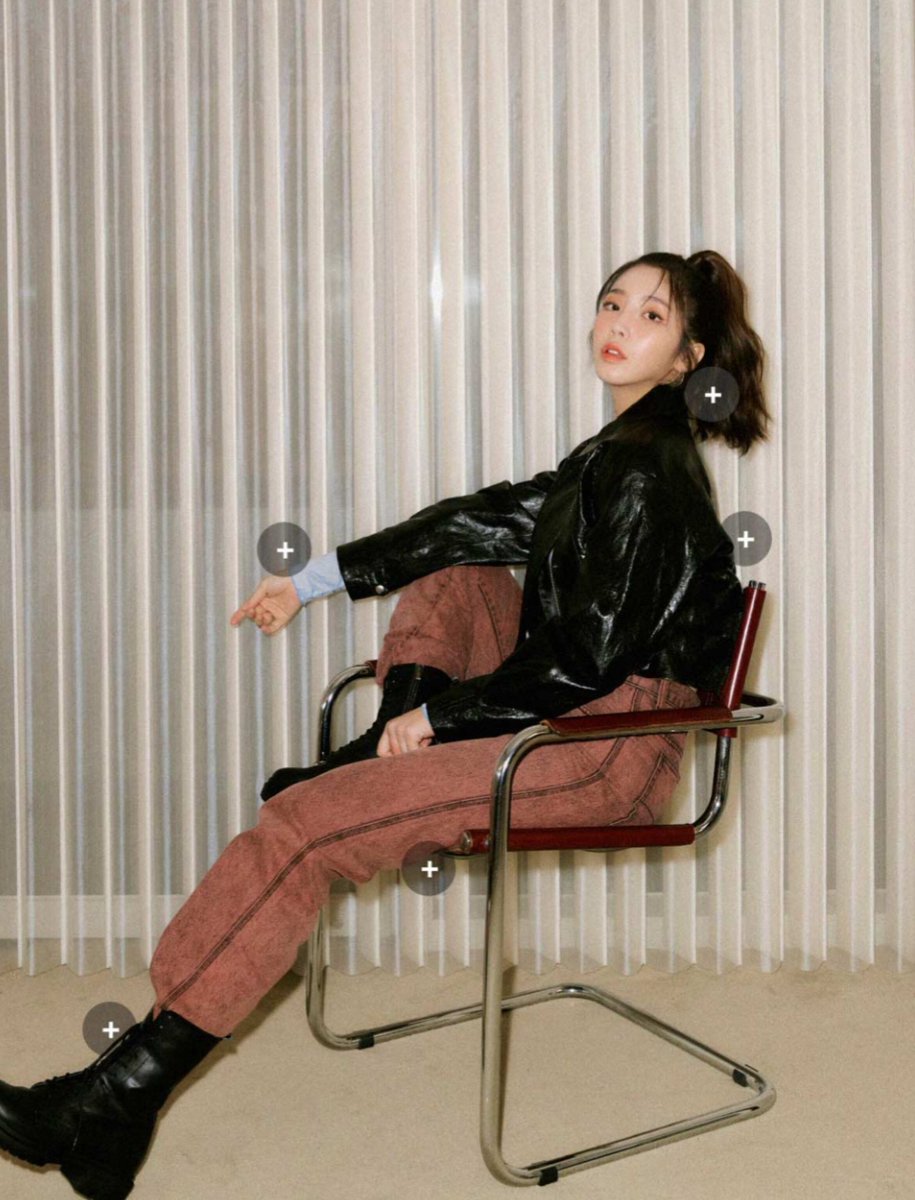 haeppyshe's tweet photo. 230106 sung haeeun and park naeon from zigzag official website 

🔗 https://t.co/NmjaLVe9Fo

#TransitLove2 #EXchange2 https://t.co/yJQecDY6Dx