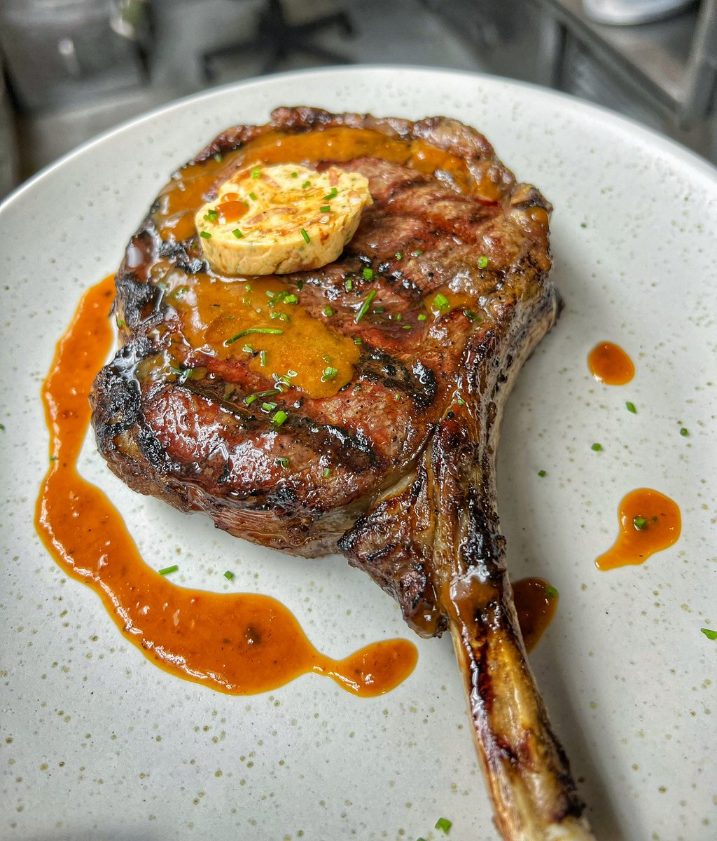 Chef Andrew Gruel tweet media