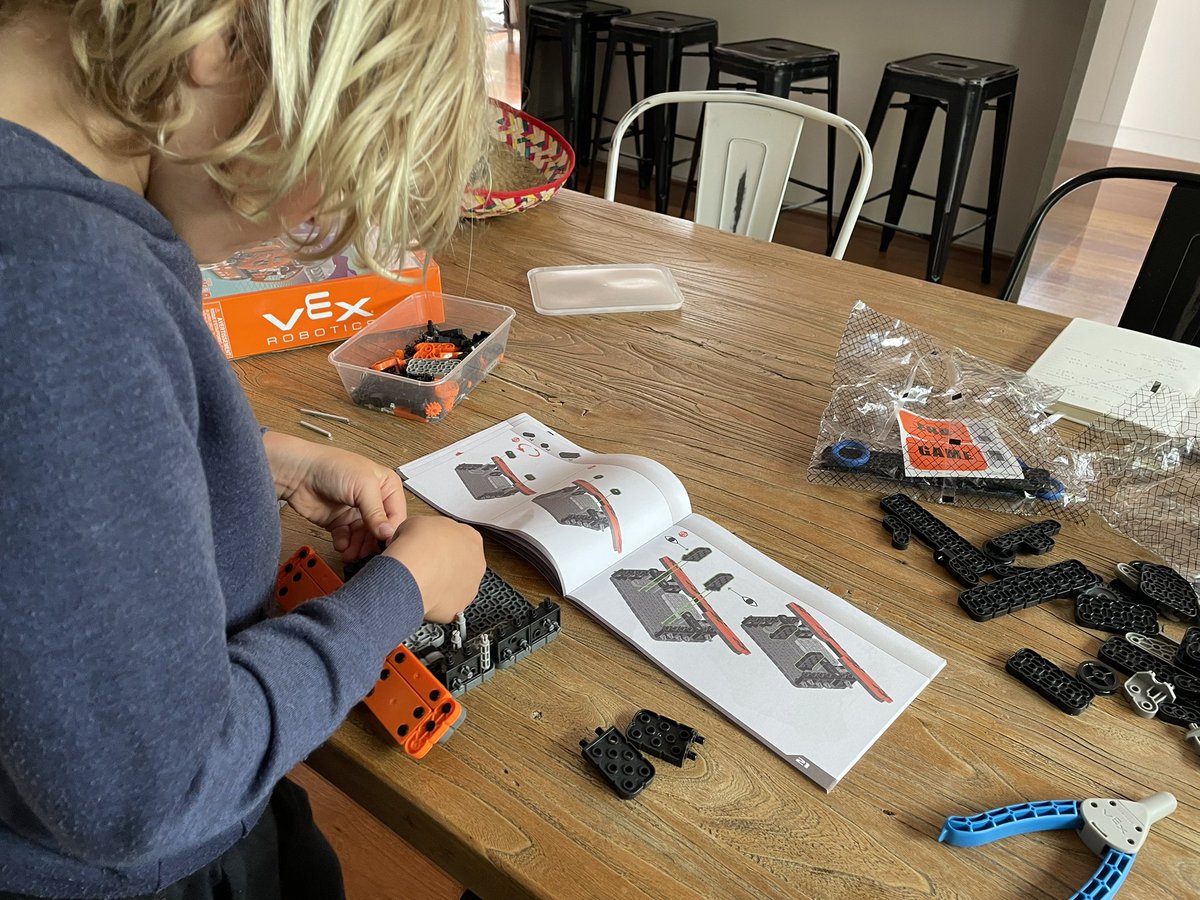 VEX robotics is not just for the classroom. 
Holiday fun with my son 🤖⚙️
<a href="/VEXRobotics/">VEX Robotics</a> <a href="/VEXAustralia/">VEX Australia</a> #engineering #problemsolving #STEMeducation