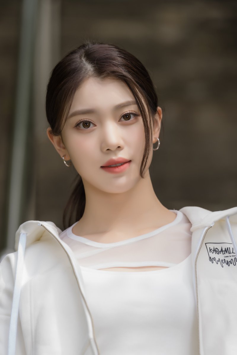 로피 tweet media